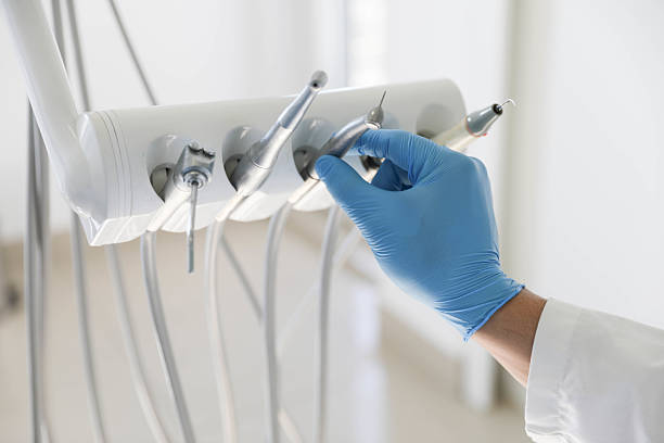 Professional Teeth Whitening technician working in Effort, PA